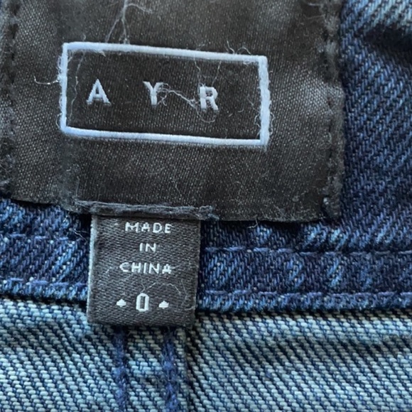 AYR Blue Denim Frayed Front Zipper Opening Mini Skirt ❤️🔥 - Picture 5 of 6